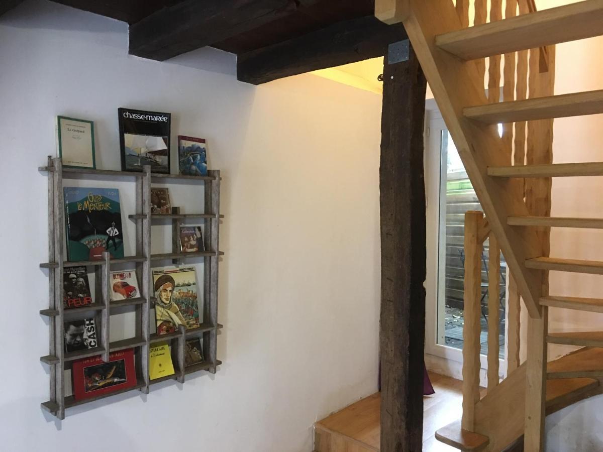 Aux Petits Bonheurs, Gites Culturel A La Roche Bernard Férel 外观 照片