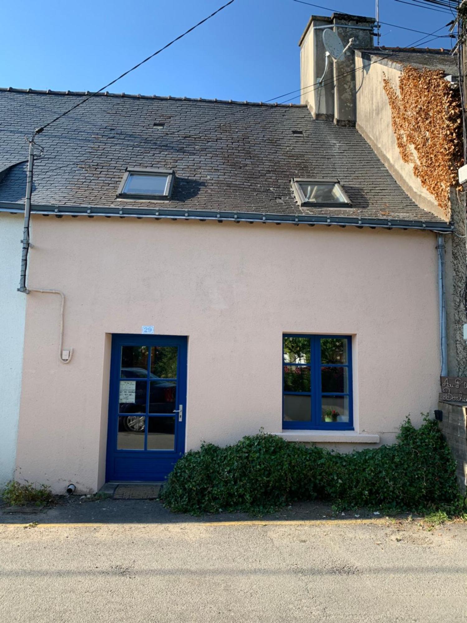 Aux Petits Bonheurs, Gites Culturel A La Roche Bernard Férel 外观 照片